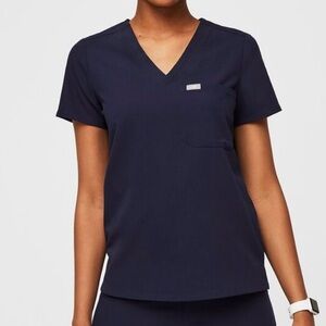 Figs Catarina One Pocket Scrub Top Small Navy